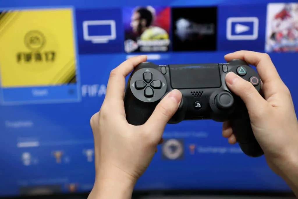 Zdjęcie Jak szybko i łatwo ściągać gry na PS4 - kompletny poradnik instalacji