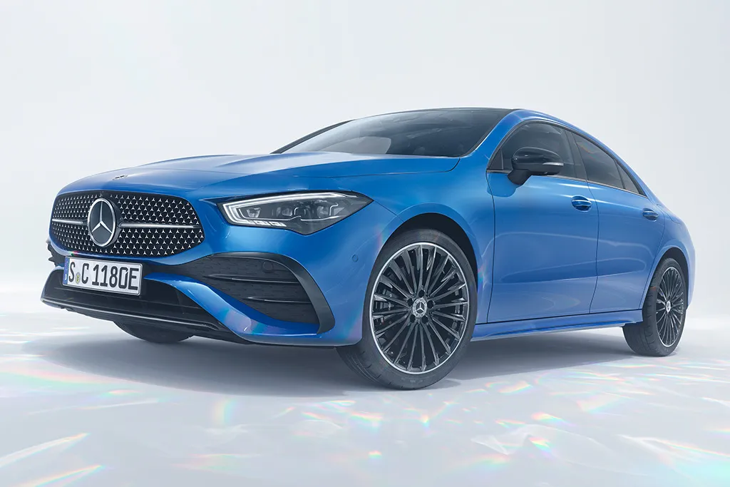 Zdjęcie Pojemność baku w Mercedesie CLA 200 - co musisz wiedzieć?