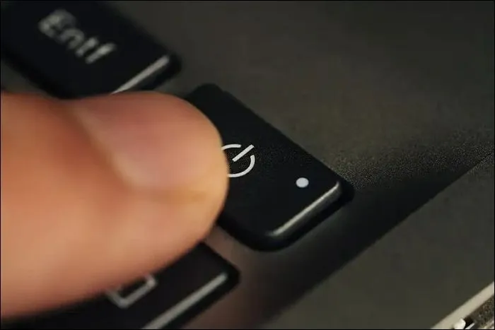 Zdjęcie Jak naprawić laptopa: krok po kroku do rozwiązania problemów technicznych