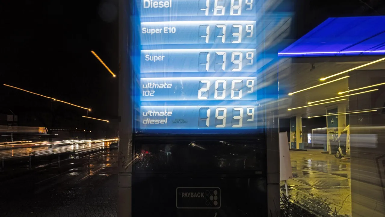 Zdjęcie Warum ist Kraftstoff so teuer geworden? Die schockierenden Gründe erklärt