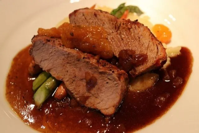 Zdjęcie Delicioso lomo de cerdo al horno enchilado: receta fácil y sabrosa