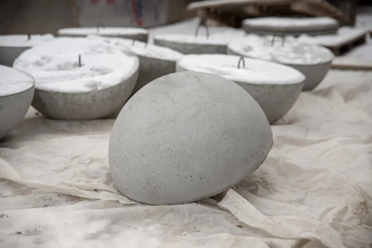 Zdjęcie Cement czy beton na ozdoby ogrodowe? Wybierz mądrze!