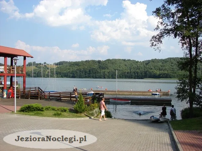 Zdjęcie Jezioro Brodno Wielkie: atrakcje, wędkowanie i noclegi nad malowniczym jeziorem
