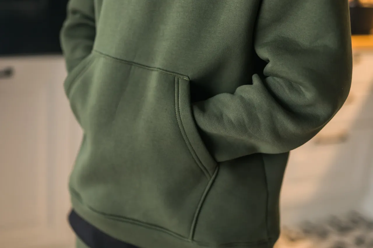 Zdjęcie Jaka gramatura bluzy jest najlepsza dla Twojego komfortu i stylu?