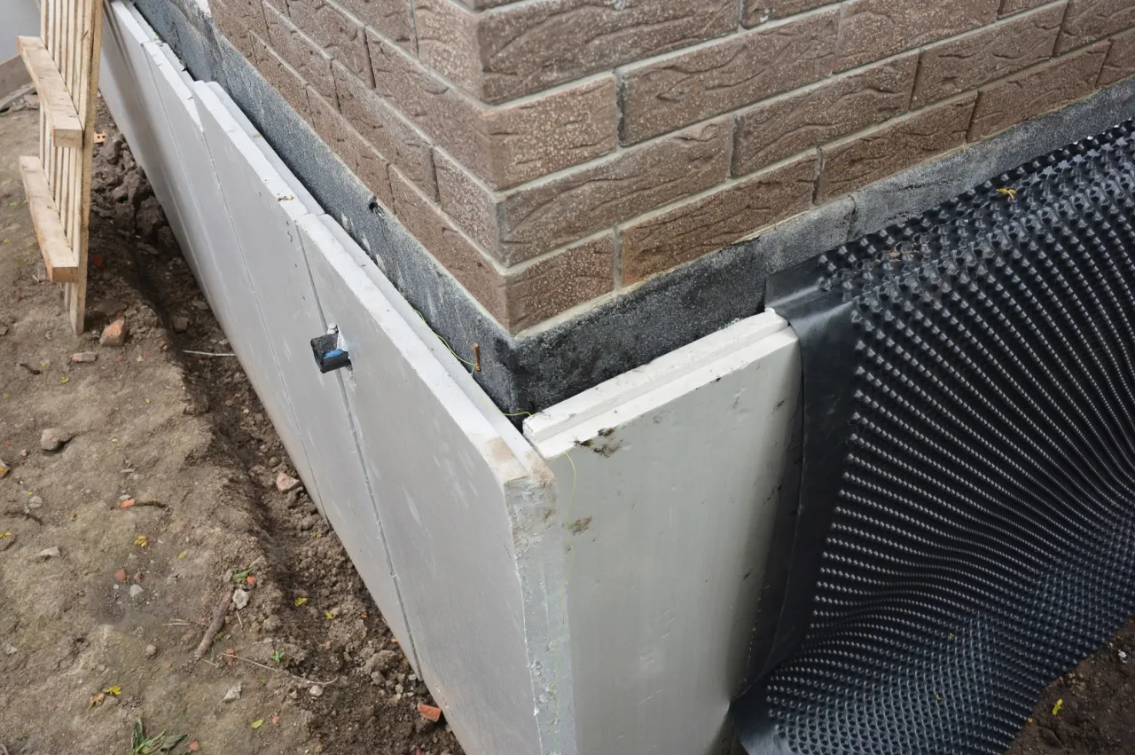 Zdjęcie Jak skutecznie wzmocnić stary fundament - porady ekspertów
