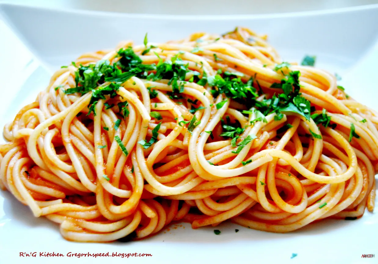 Zdjęcie Szybki przepis na spaghetti napoletana w Thermomix – łatwe i pyszne