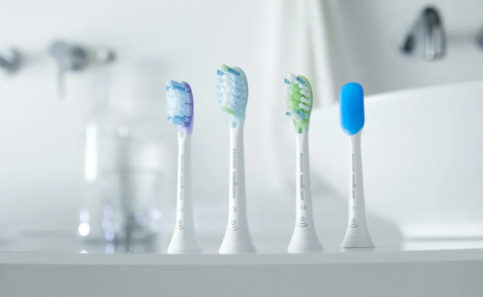 Zdjęcie Soniczna czy magnetyczna szczoteczka – która lepiej dba o Twoje zęby?