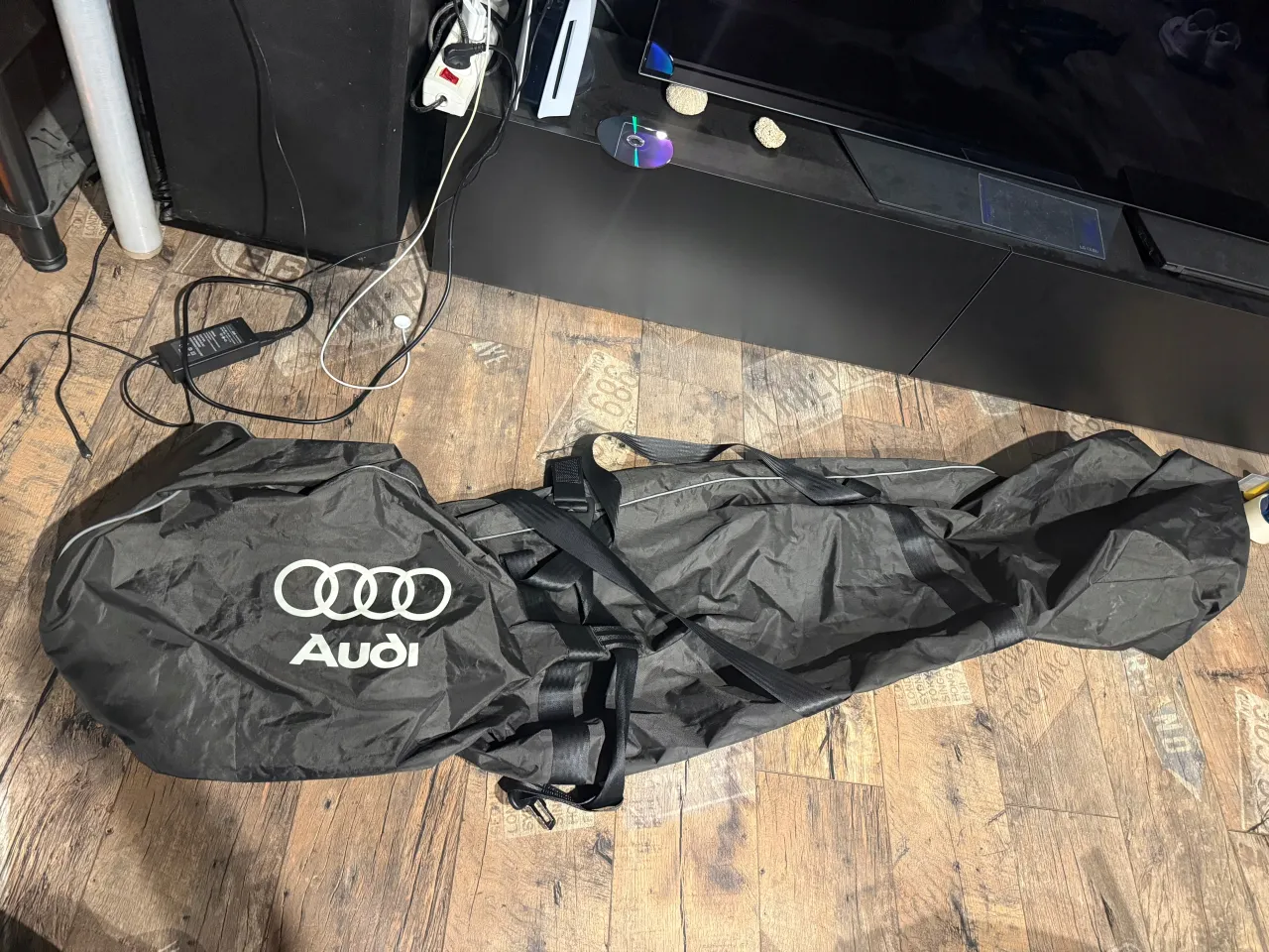 Zdjęcie Najlepsze pokrowce na narty Audi - Oryginalne i zamienniki w ofercie