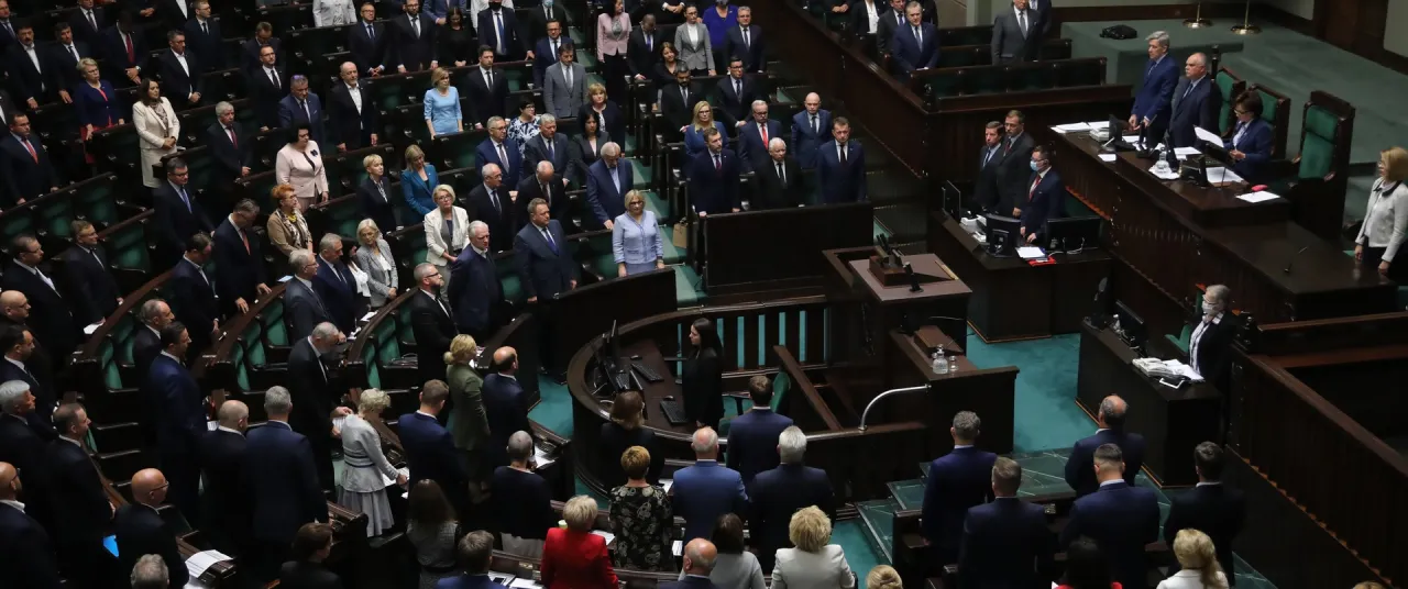 Zdjęcie PiS to prawica czy lewica? Zaskakujące fakty o ideologii partii