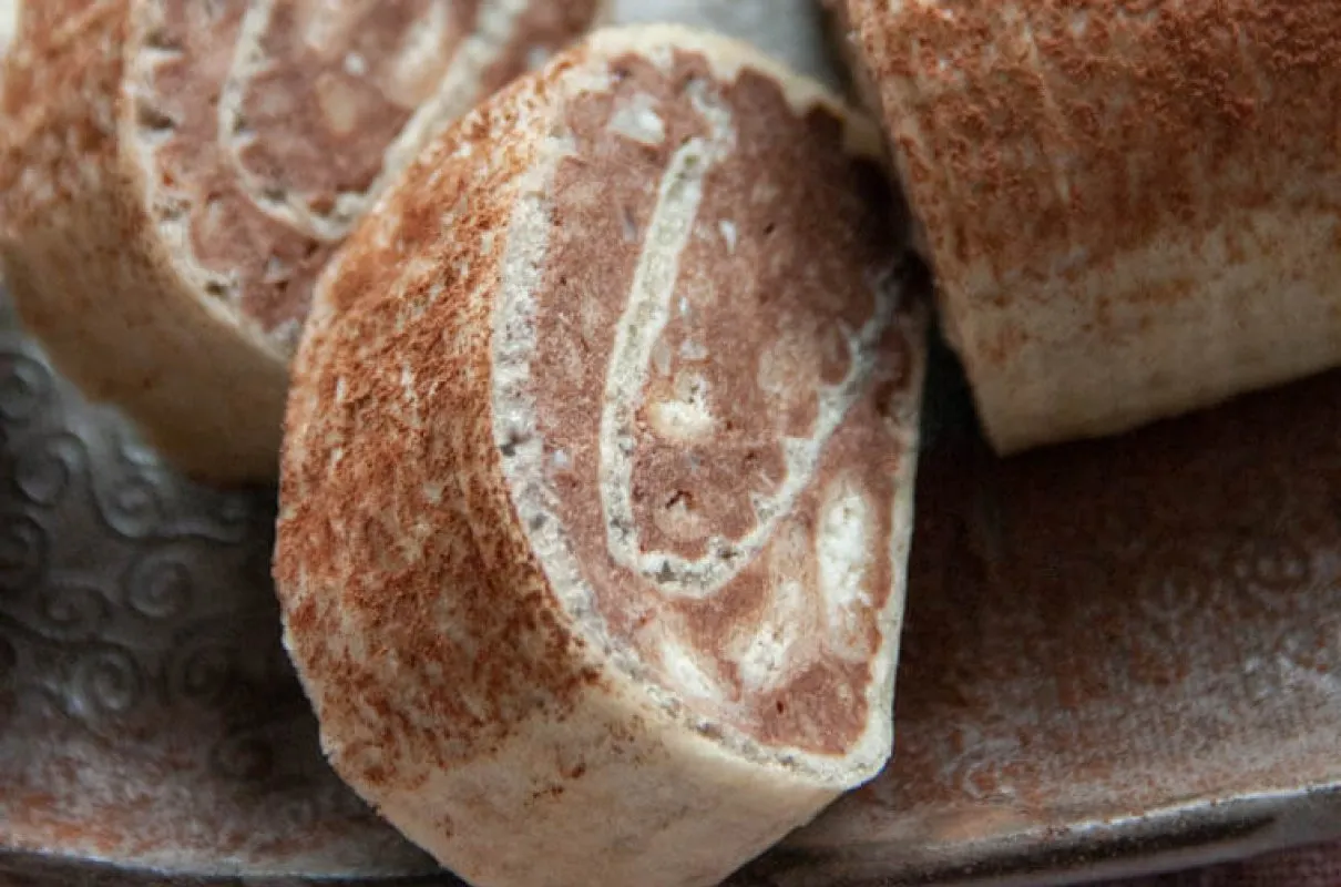 Zdjęcie Przepis na ciasto salceson z wafli – łatwe i pyszne smakołyki
