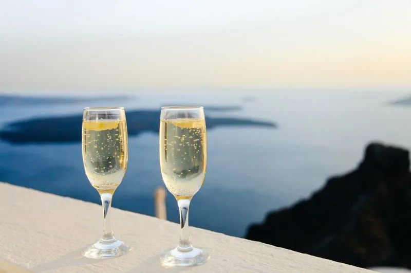 Zdjęcie Ile kalorii ma prosecco i czy można pić je na diecie: Zobacz fakty