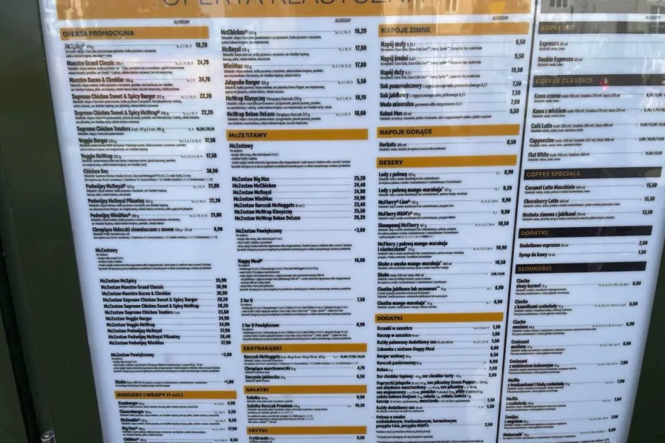 Zdjęcie Ile kosztuje sałatka w McDonald&#039;s? Ceny, zestawy i promocje 2025
