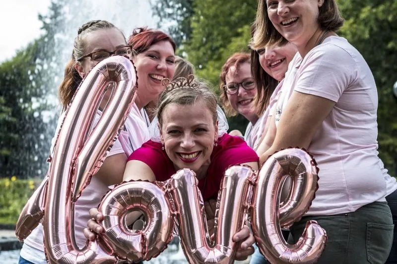 Zdjęcie Wieczór panieński ile przed ślubem - uniknij stresu i chaosu