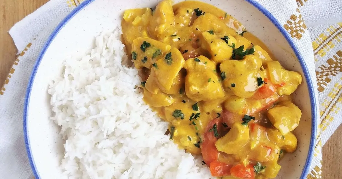 Zdjęcie Jak skutecznie zagęścić curry i uniknąć kluchów w sosie