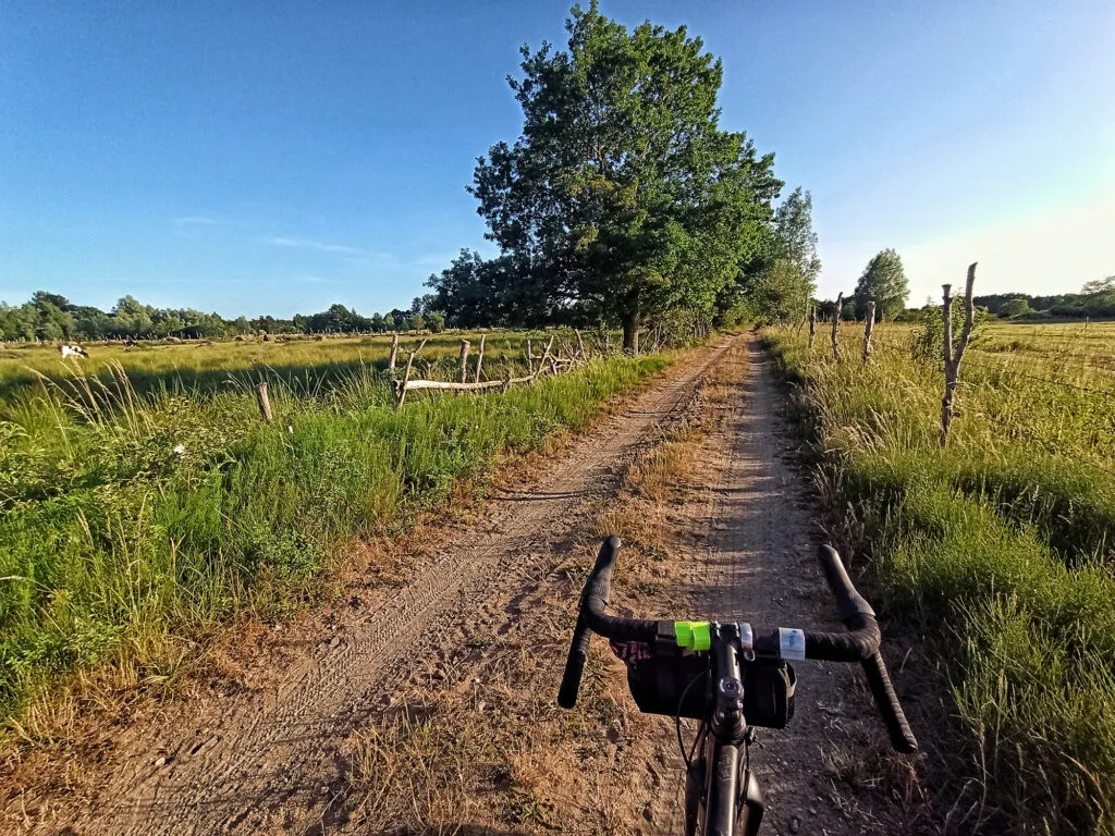 Zdjęcie Słowiński Park Narodowy trasy rowerowe – najlepsze szlaki i wskazówki