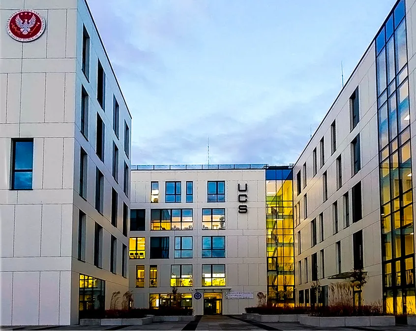 Zdjęcie Warszawski Uniwersytet Medyczny na Żwirki i Wigury – lokalizacja i programy