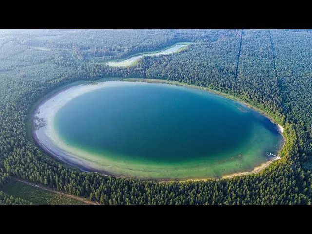 Zdjęcie Jezioro Długie Augustowskie: Odkryj jego niezwykłe piękno i faunę