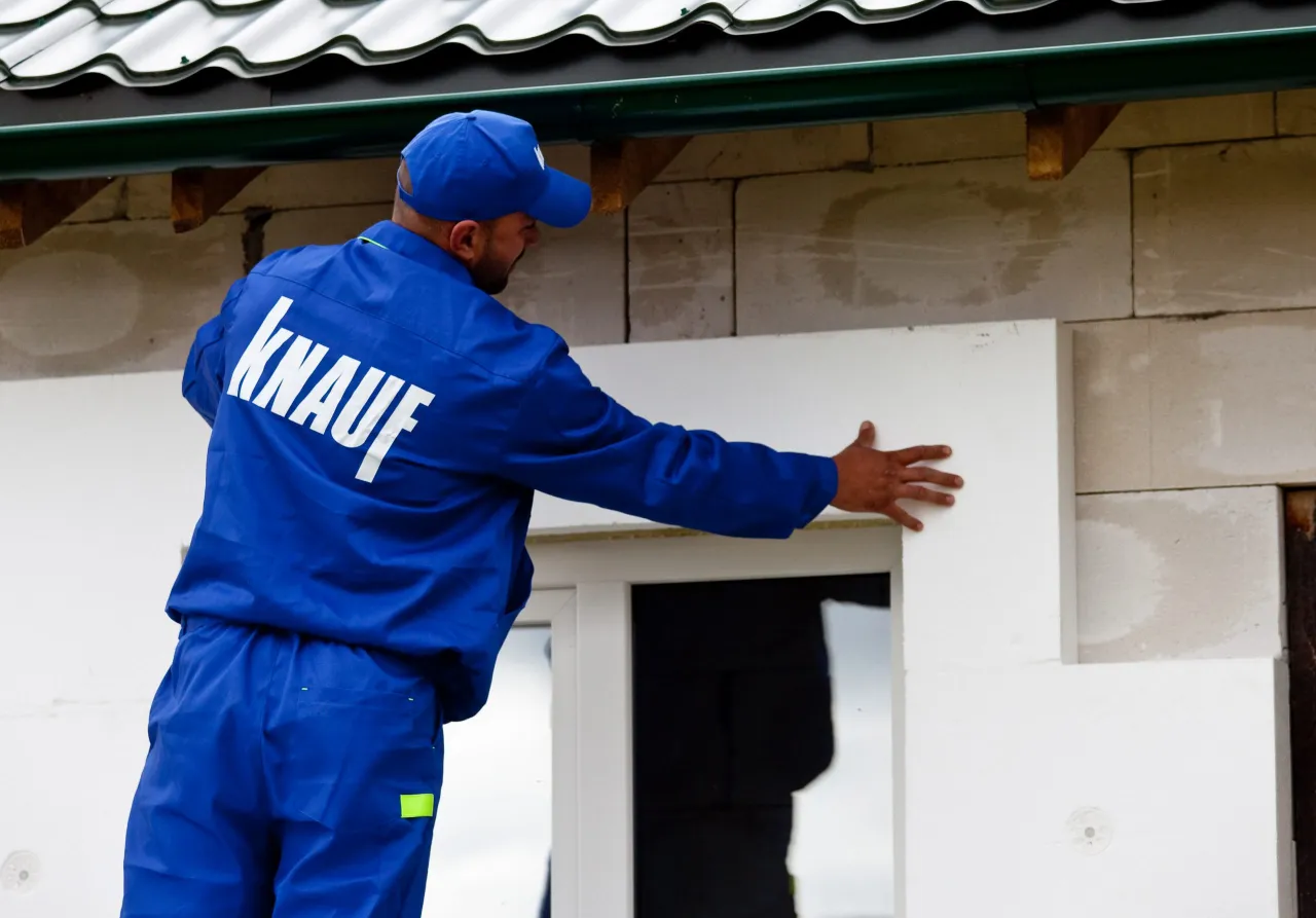 Zdjęcie Jaki styropian do obróbki okien? Wybierz najlepszy materiał izolacyjny