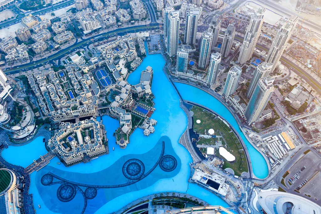 Zdjęcie Gdzie jest największy budynek na świecie? Odkryj Burj Khalifa w Dubaju
