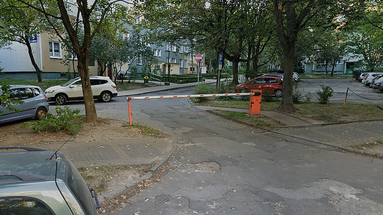 Zdjęcie Jak otworzyć szlaban na osiedlu - sprawdź skuteczne metody i porady