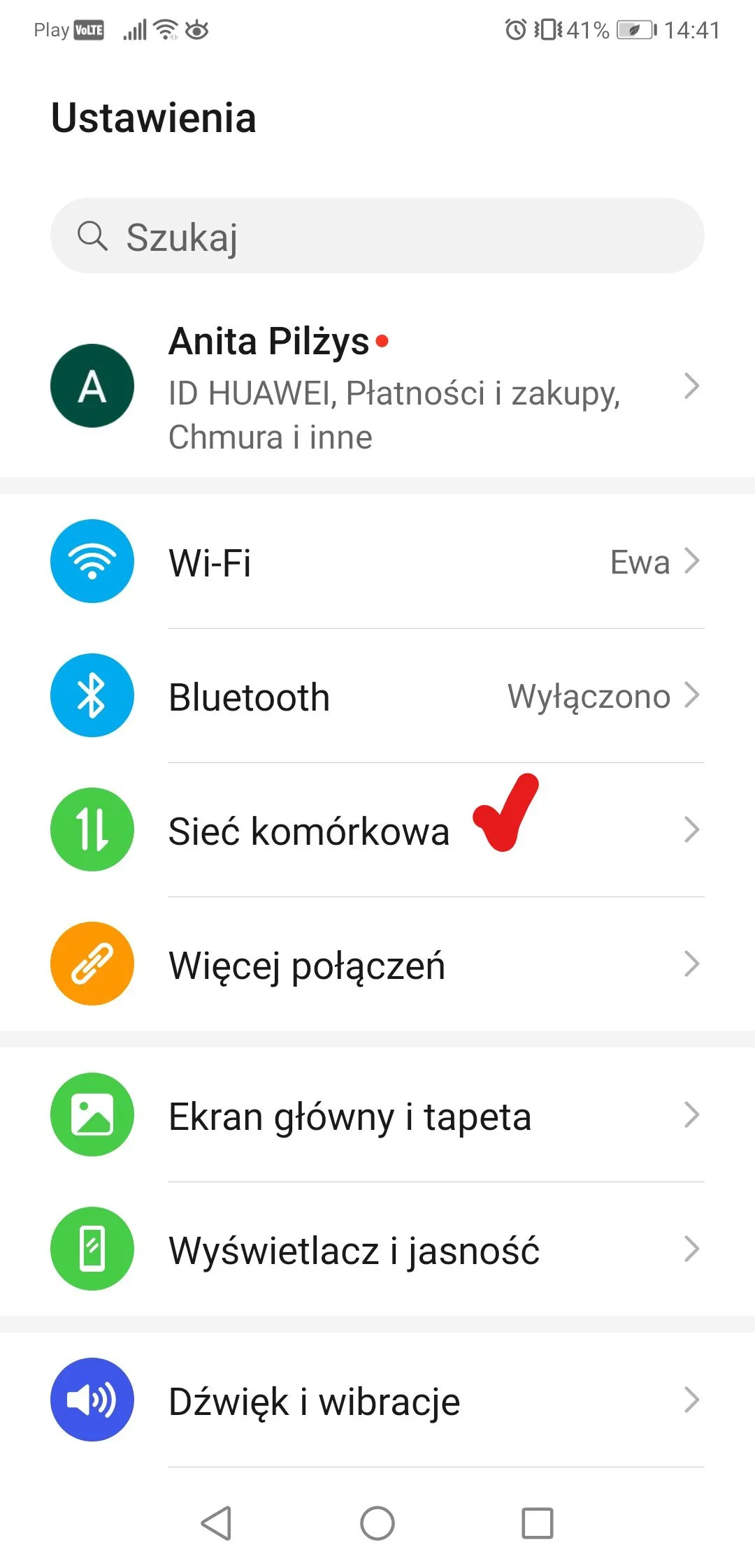 Zdjęcie Jak włączyć roaming za granicą i uniknąć wysokich opłat – praktyczne porady