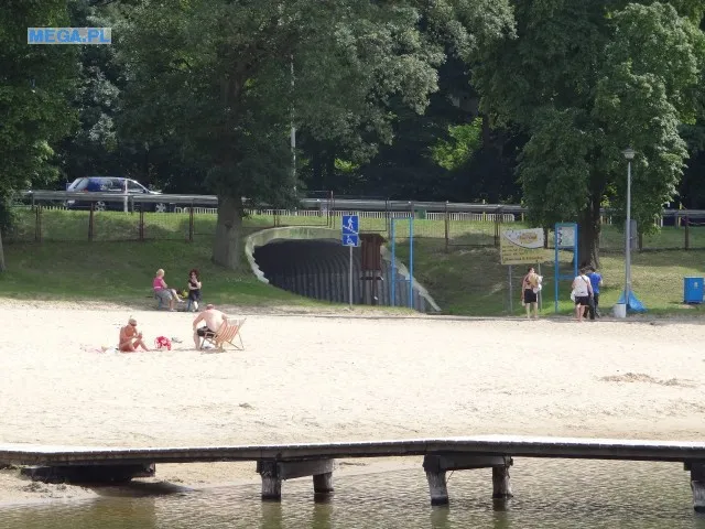 Zdjęcie Jezioro Długie Lubuskie - piękne miejsce na relaks i przygodę