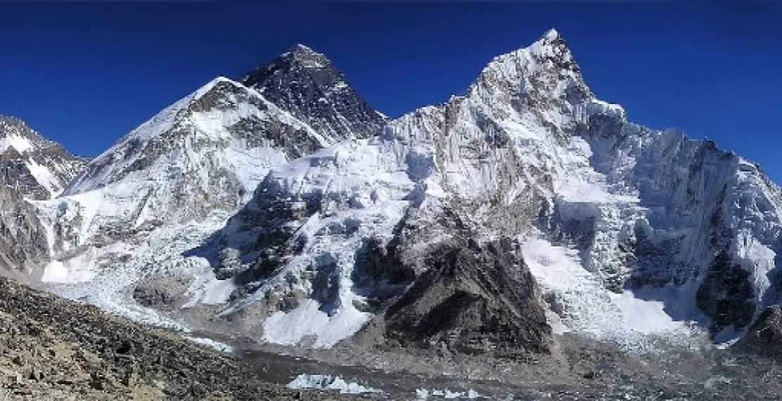 Zdjęcie Jaka jest najwyższa góra na świecie? Odkryj fascynujące fakty o Everest!