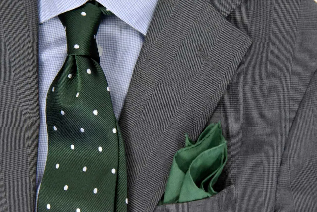 Zdjęcie Poznaj zasady doboru krawata do błękitnej koszuli: 5 sprawdzonych porad