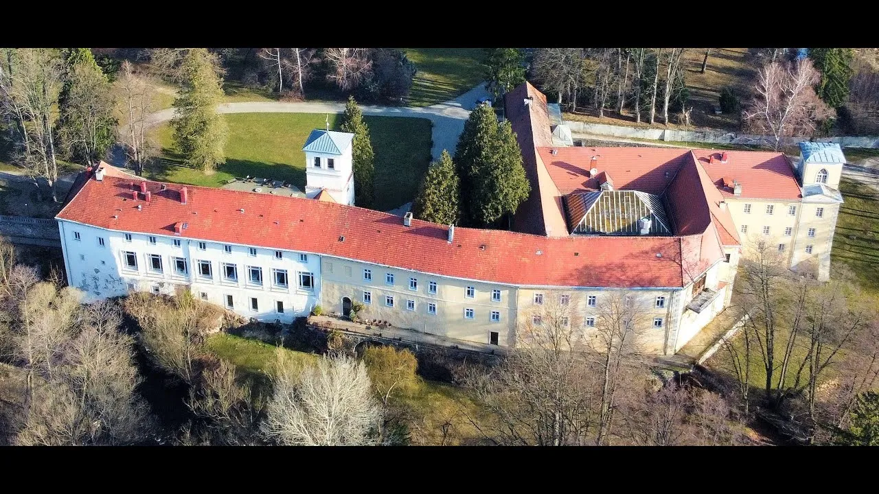 Zdjęcie Trzebieszowice koło Lądka-Zdroju w Sudetach: atrakcje i tajemnice zamku