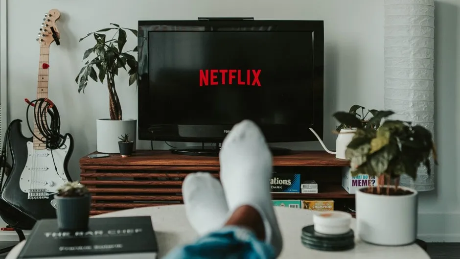 Zdjęcie Jak oglądać Netflixa na starym telewizorze bez problemów i kosztów