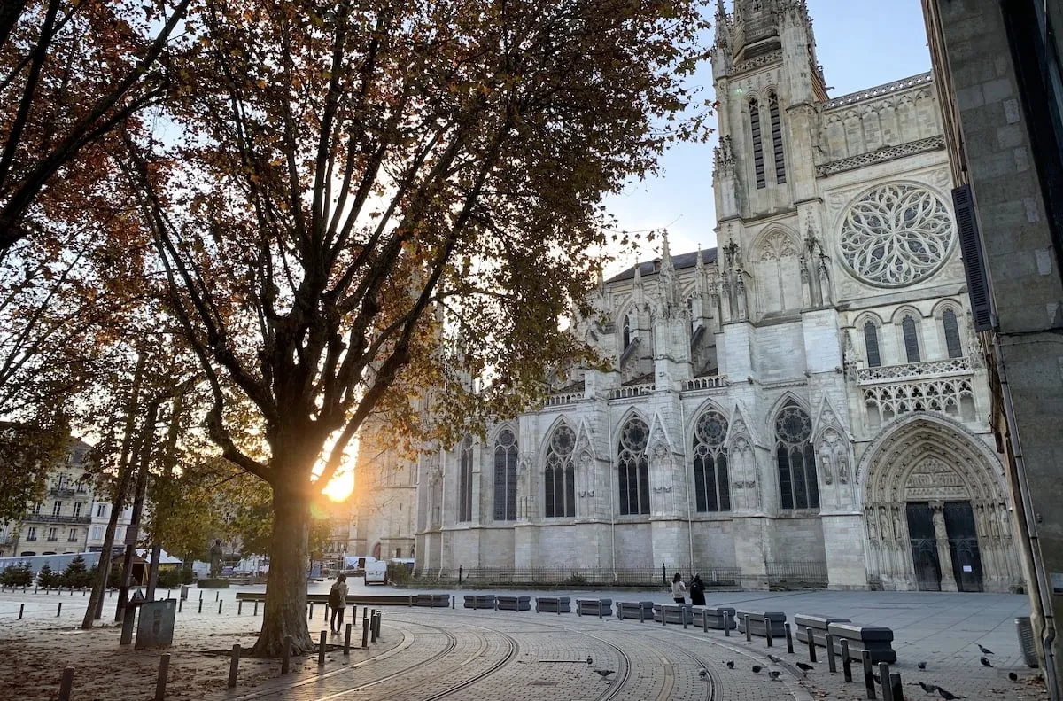 Zdjęcie Najlepsze atrakcje w Bordeaux, które musisz zobaczyć podczas wizyty