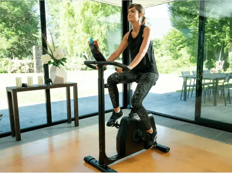 Zdjęcie Czy rower stacjonarny jest dobry na odchudzanie? Oto prawda o skuteczności
