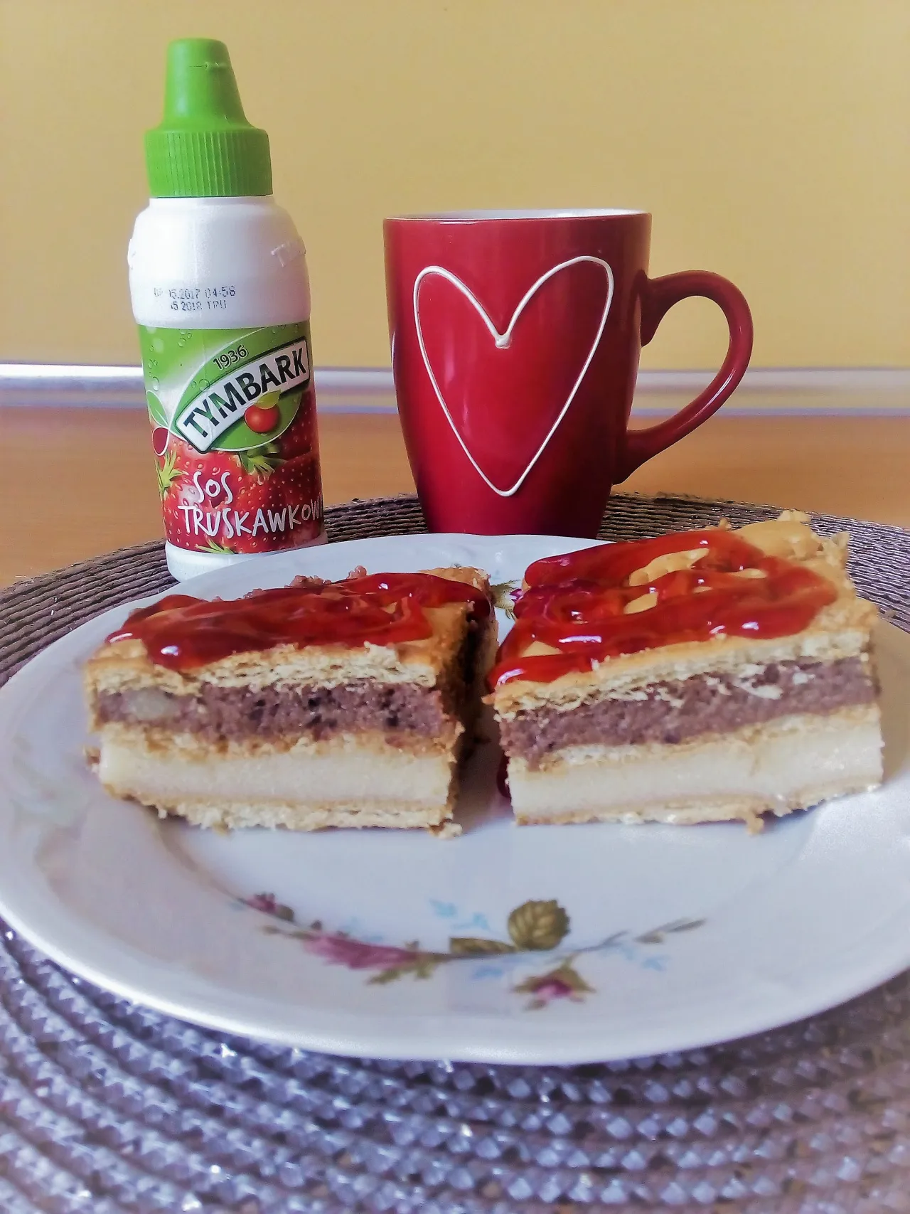 Zdjęcie Prosty przepis na ciasto kaszowiec bez pieczenia, które zachwyca