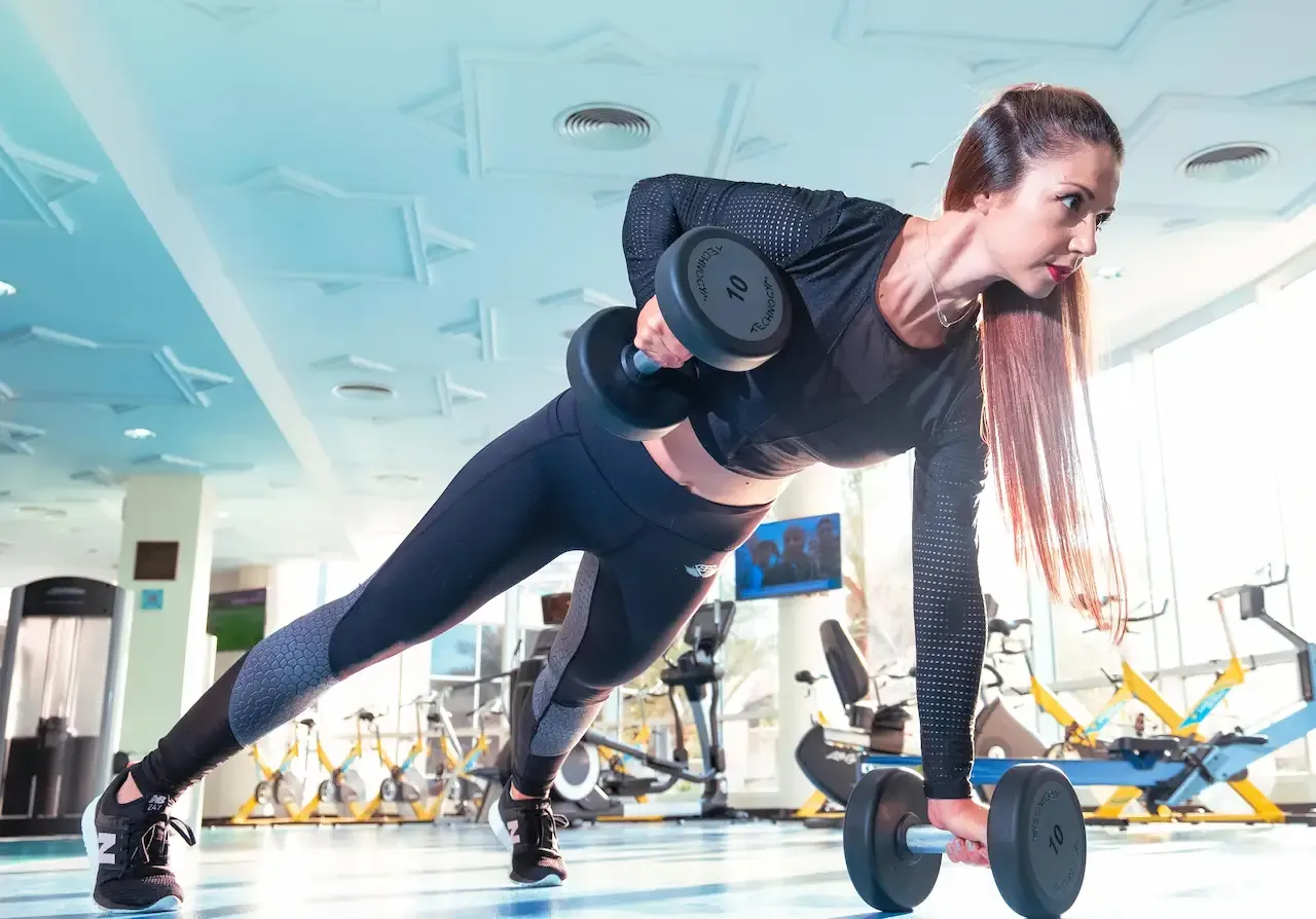 Zdjęcie CrossFit ile kalorii: Ile naprawdę spalisz podczas intensywnego treningu?