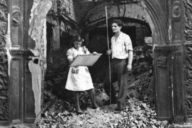 Zdjęcie Jadwiga Grabowska: Zaufany Ginekolog w Gryfowie i Wrocławiu