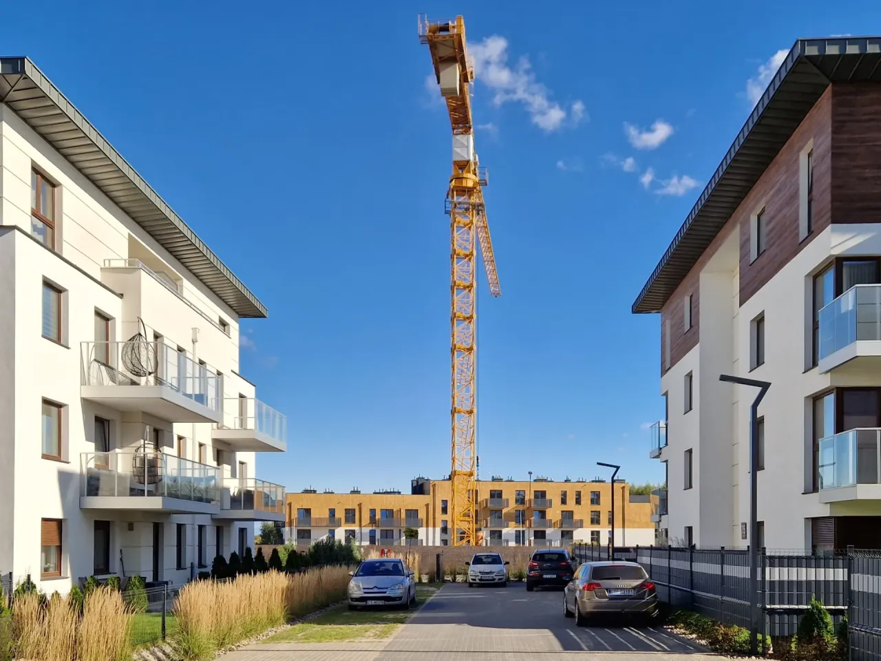 Zdjęcie Mieszkania tanieją czy drożeją? Sprawdź aktualne trendy cenowe