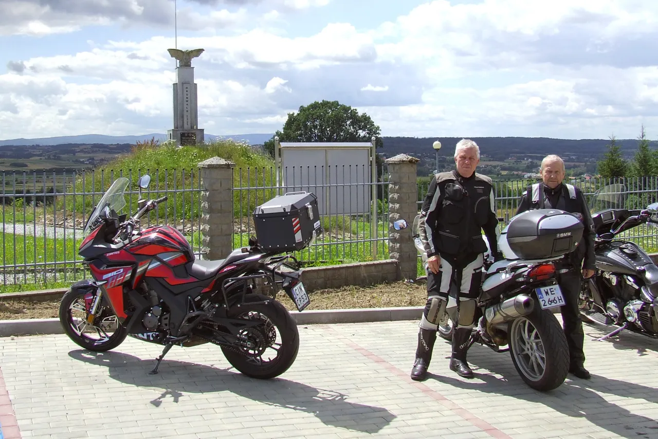 Zdjęcie Najlepsze trasy motocyklowe w Podkarpaciu - odkryj ukryte skarby