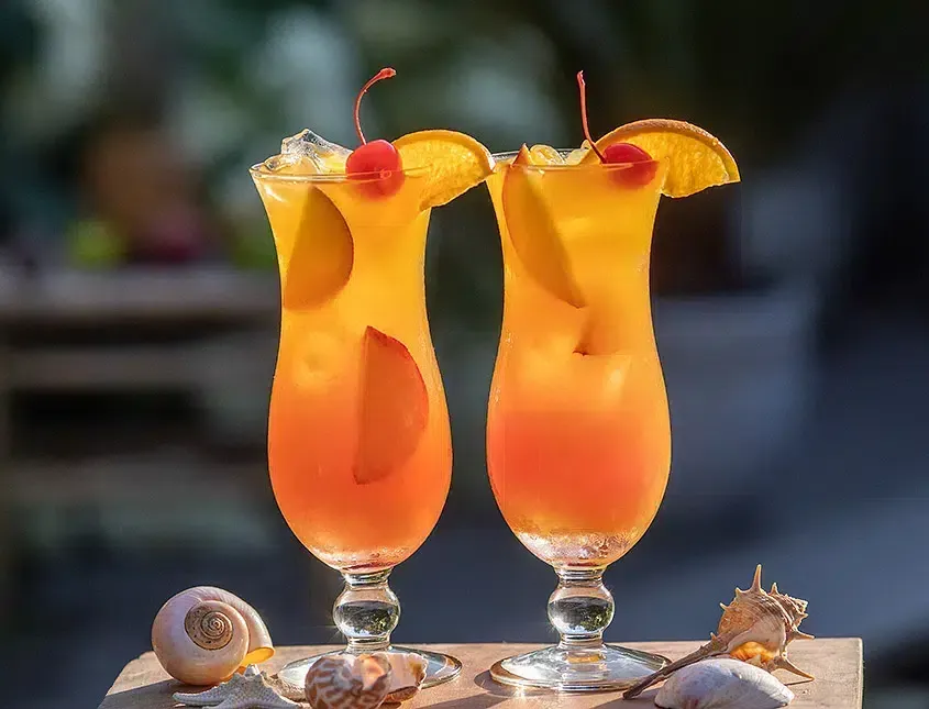 Zdjęcie Jak przygotować idealny drink sex on the beach – prosty przepis i porady