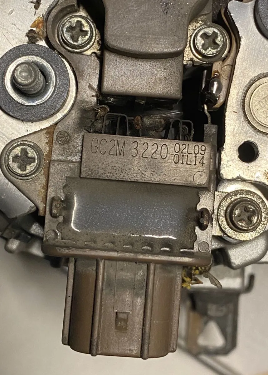 Zdjęcie Jakie napięcie ładowania alternatora 24v może zrujnować Twój system?