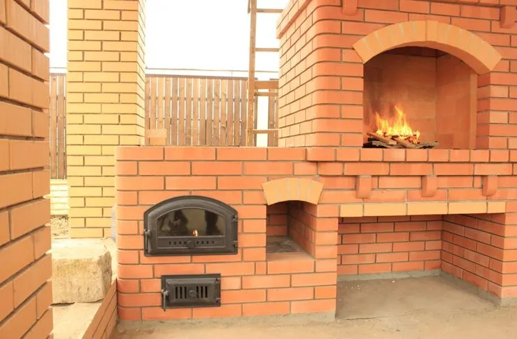 Zdjęcie Jak wybudować grill z cegły – uniknij najczęstszych błędów i ciesz się latami użytkowania