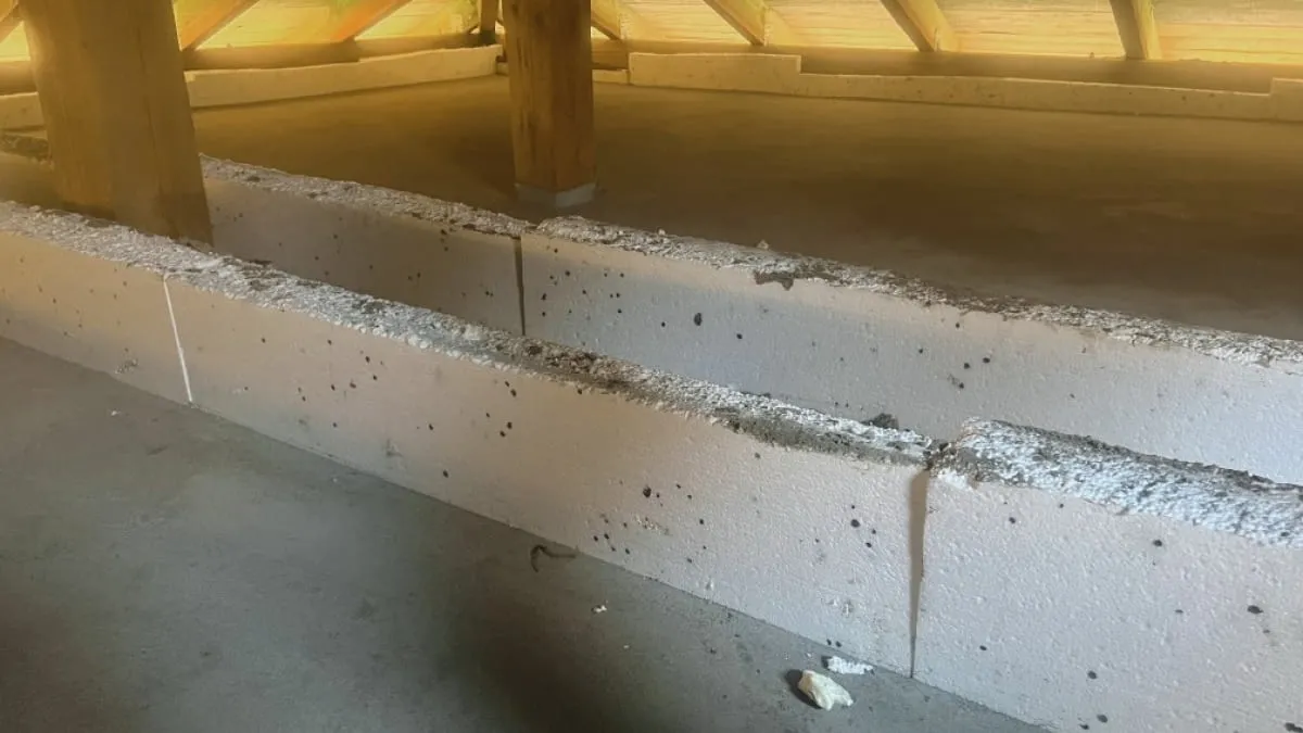 Zdjęcie Jak ocieplić strop betonowy na poddaszu nieużytkowym i zaoszczędzić na ogrzewaniu