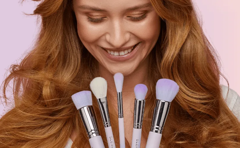 Zdjęcie Jakie pędzle do makijażu są niezbędne dla perfekcyjnego make-upu?