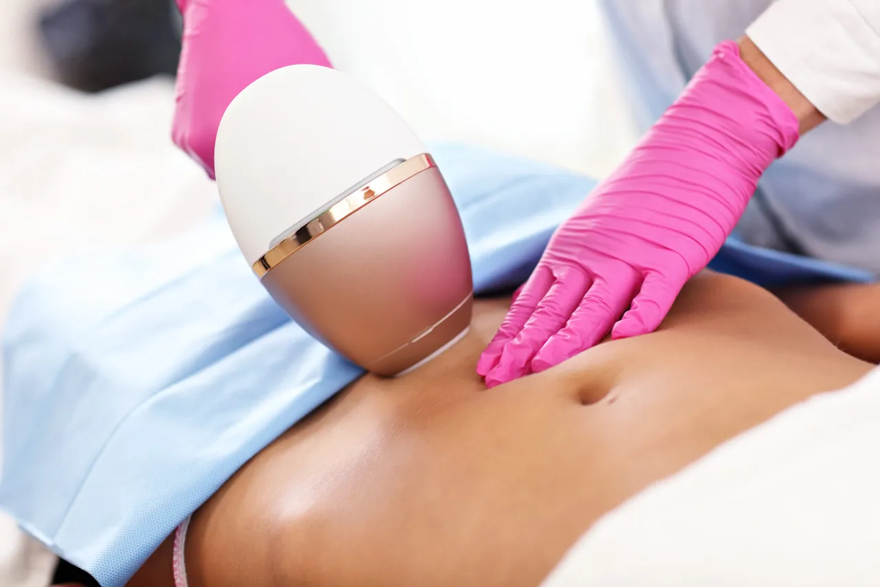 Zdjęcie Jak się przygotować do depilacji laserowej bikini, aby uniknąć problemów