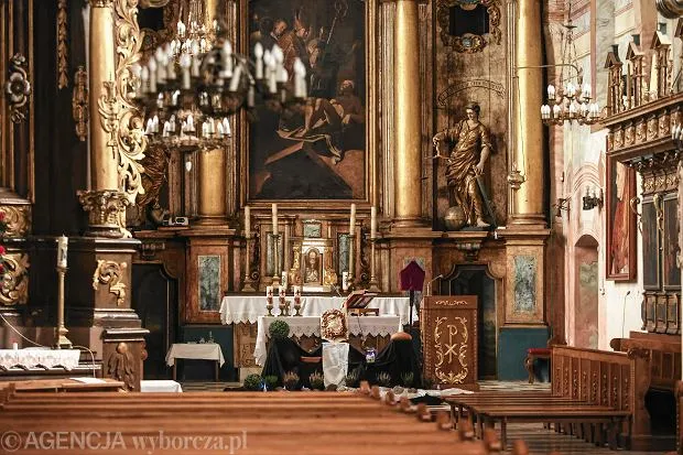Zdjęcie Czy 2 maja trzeba iść do kościoła: Poznaj prawdę o tym święcie w Polsce