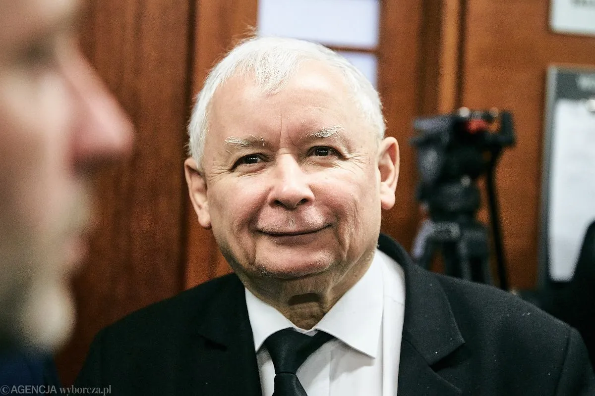 Zdjęcie Ile lat ma Kaczyński? Zaskakujące fakty o jego urodzinach i życiu