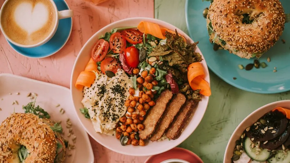 Zdjęcie Gdzie zjeść w Łodzi? Oto 5 zaskakujących restauracji wegańskich