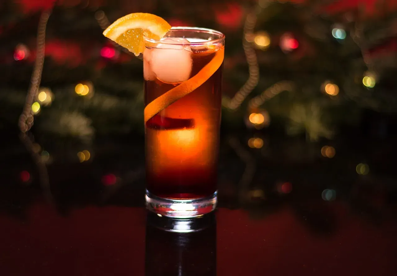 Zdjęcie Najlepsze drinki z Red Label, które zaskoczą Twoje podniebienie