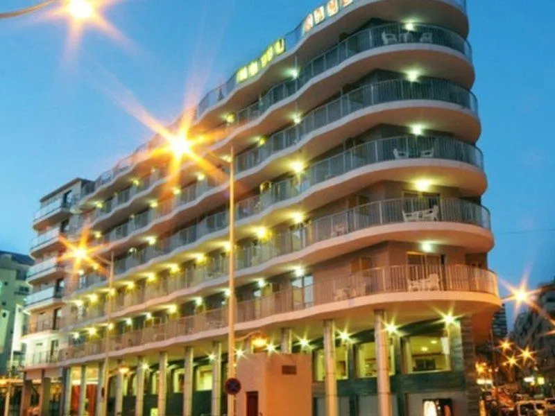 Zdjęcie Encuentra tu hotel ideal en la Rambla de Benidorm: Guía experta