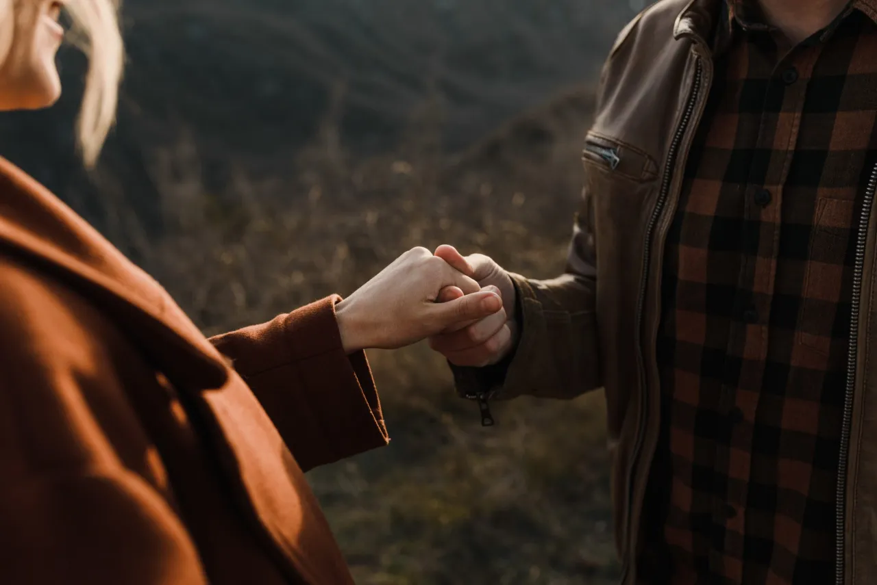 Zdjęcie Czy obojętność działa na mężczyzn? Zaskakujące efekty w relacjach