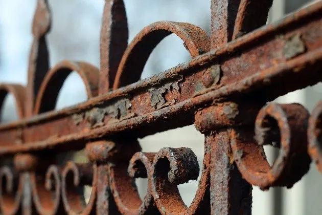 Zdjęcie Zjawisko korozji - najprostsze sposoby ochrony materiałów przed zniszczeniem